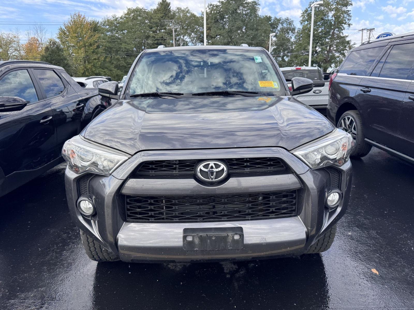 Used 2018 Magnetic Gray Metallic Toyota SR5 image 2