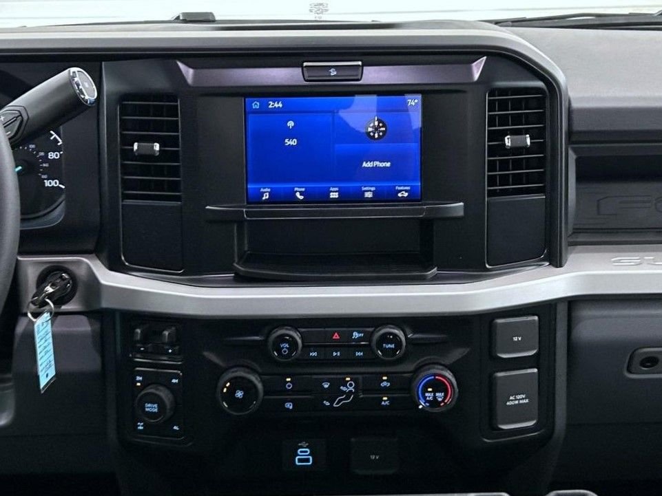New 2026 Oxford White Ford XL image 12