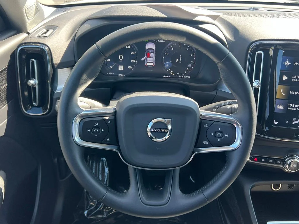 2021 Volvo XC40 Momentum - Photo 21