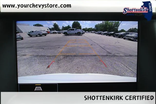 Used 2023 White GMC Denali image 31