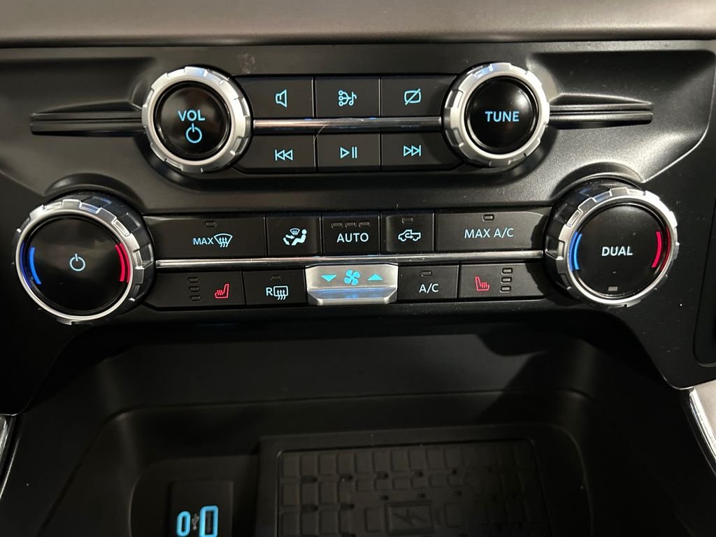 Used 2024 Red Ford XLT image 30