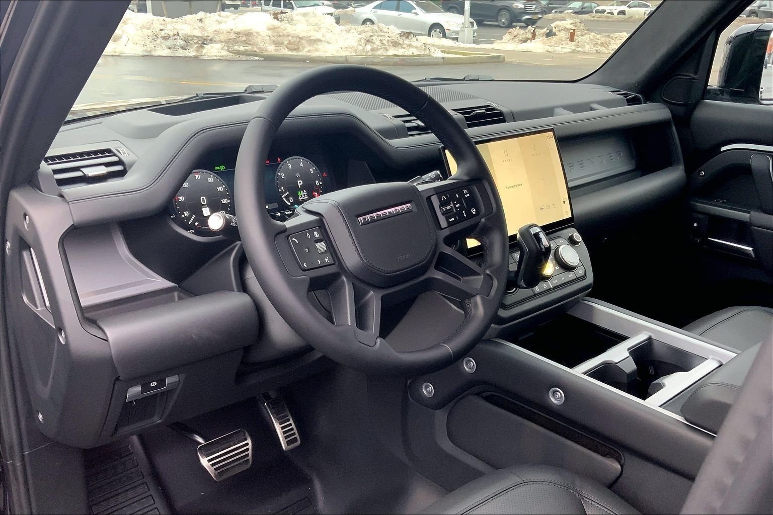 2026 Land Rover Defender V8 - Photo 8