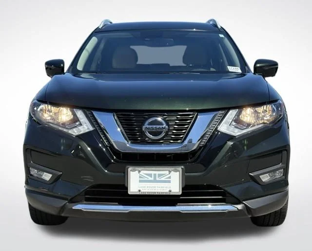 Used 2020 Green Nissan SL image 11