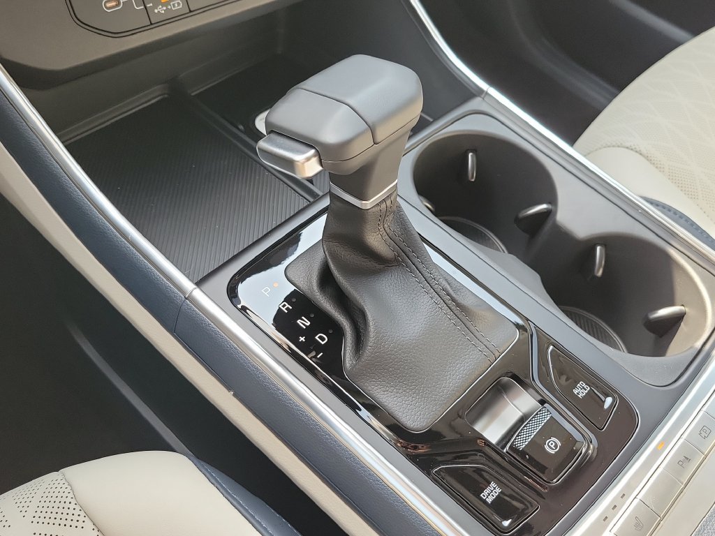 New 2026 Snow White Pearl Kia EX image 35