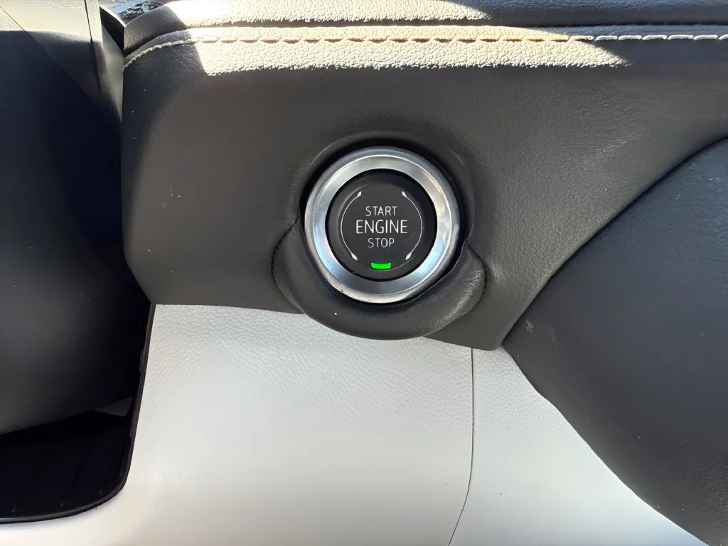 Used 2025 Beige Chevrolet Premier image 20