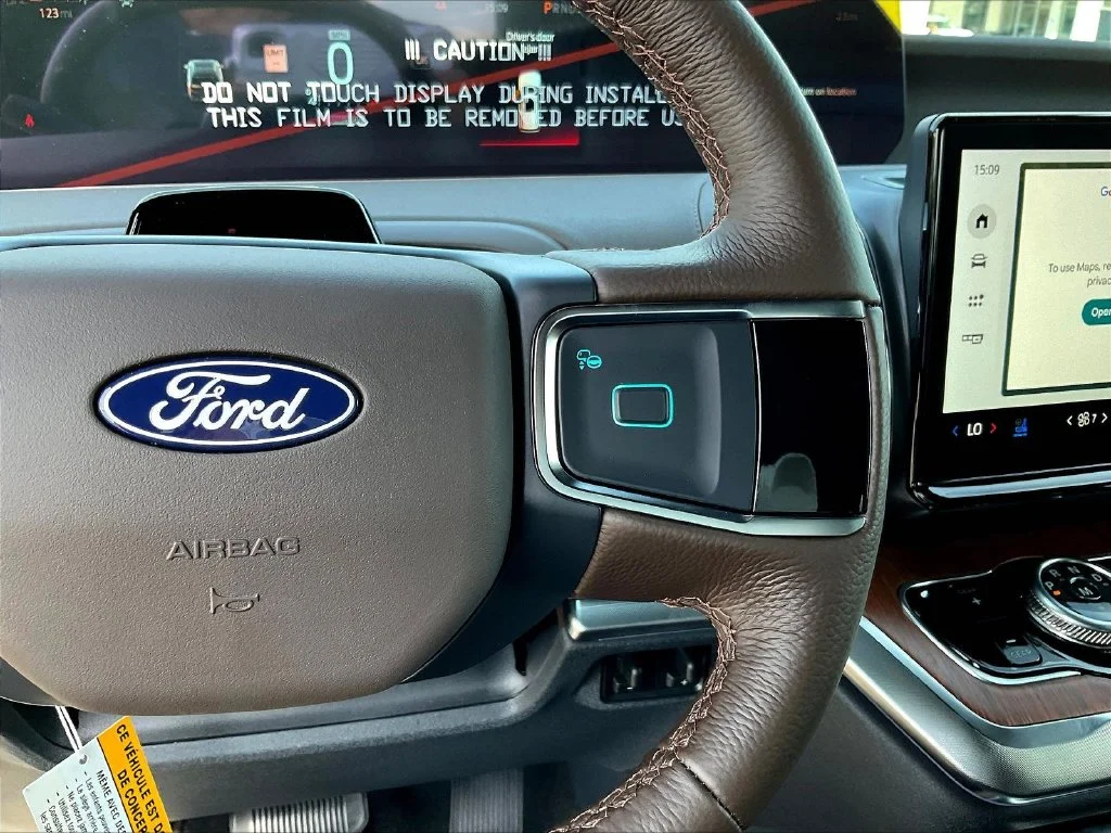 New 2027 Agate Black Metallic Ford MAX King Ranch® image 20