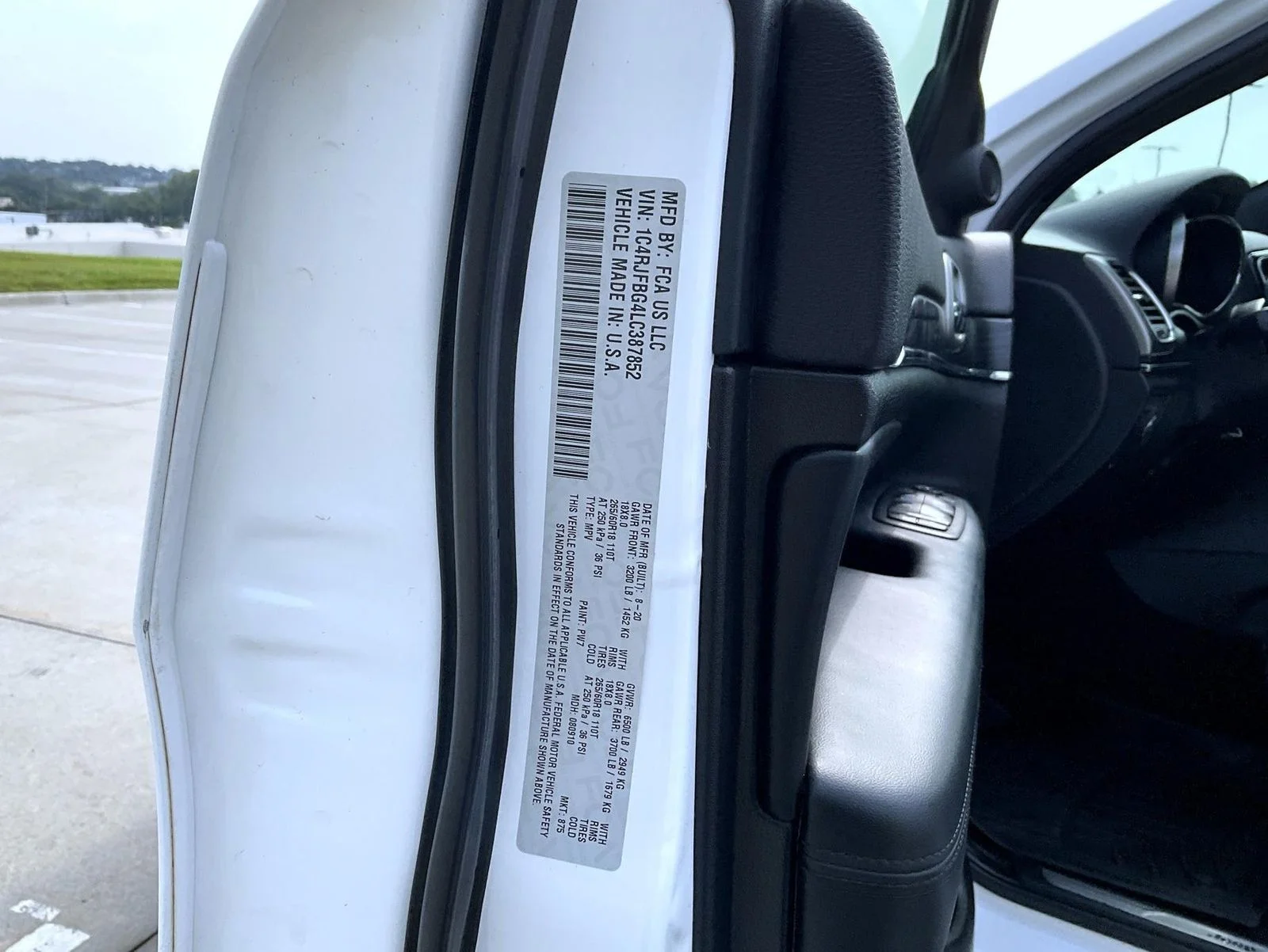 Used 2020 White Jeep Limited image 25