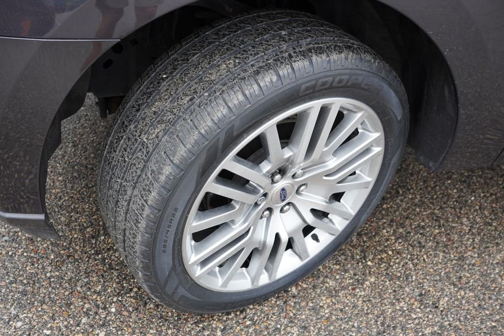 Used 2024 Dark Matter Gray Metallic Ford Limited image 13