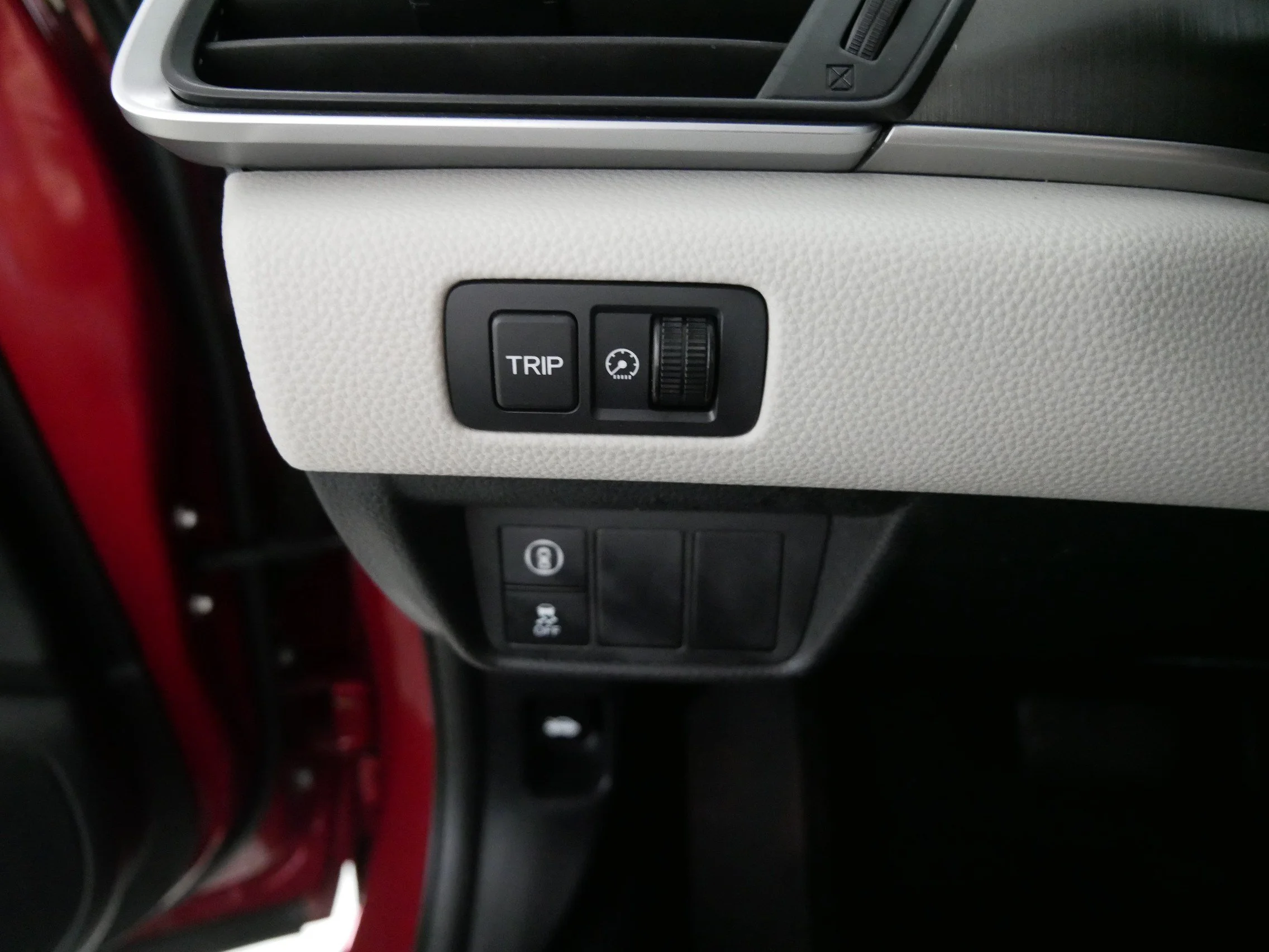 Used 2018 Radiant Red Metallic Honda LX 1.5T image 26