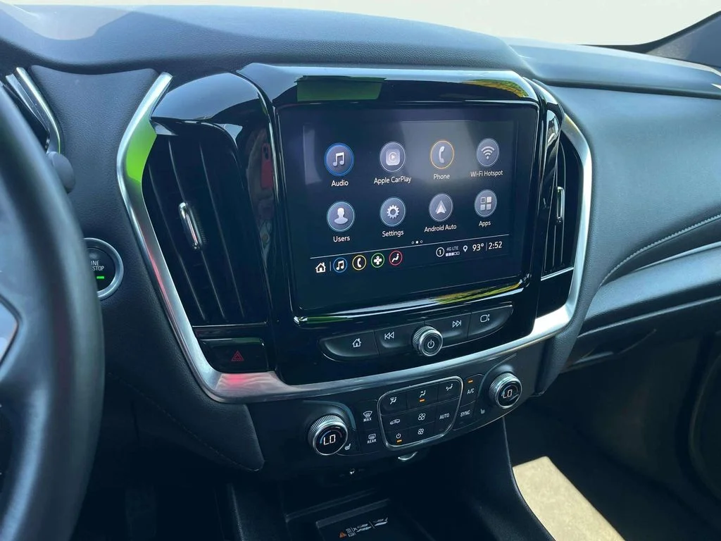 Used 2023 Sterling Gray Metallic Chevrolet LT image 9