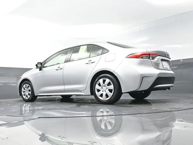 Used 2022 Silver Toyota LE image 41