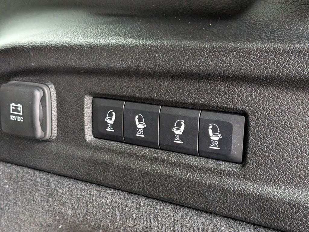 Used 2023 Black Jeep Overland image 8