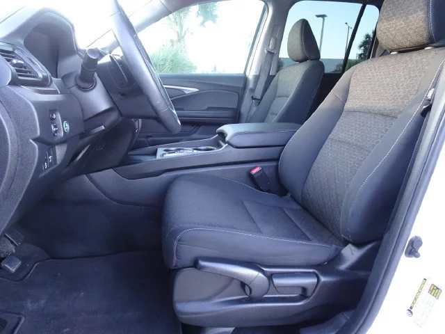 Used 2024 Platinum White Pearl Honda Sport image 20