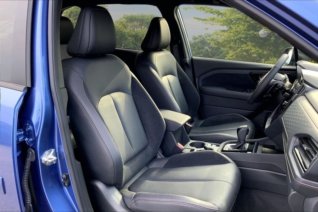 Used 2025 Blue Subaru Touring image 28