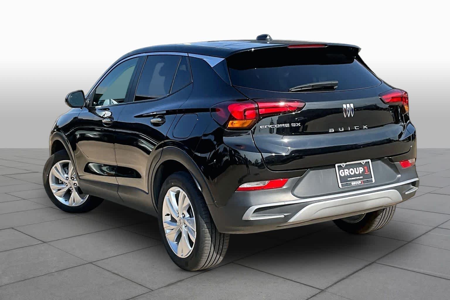 Used 2025 Ebony Twilight Metallic Buick Preferred image 11