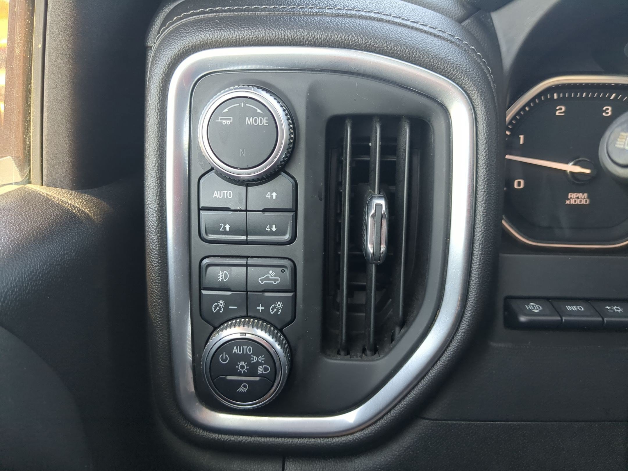 2020 GMC Sierra 3500 Denali HD Denali - Photo 26