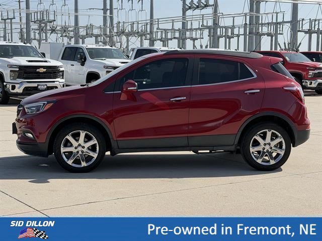 Used 2020 Winterberry Red Metallic Buick Essence image 7