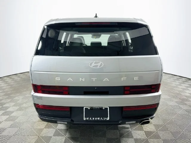 New 2027 Silver Hyundai SE image 4