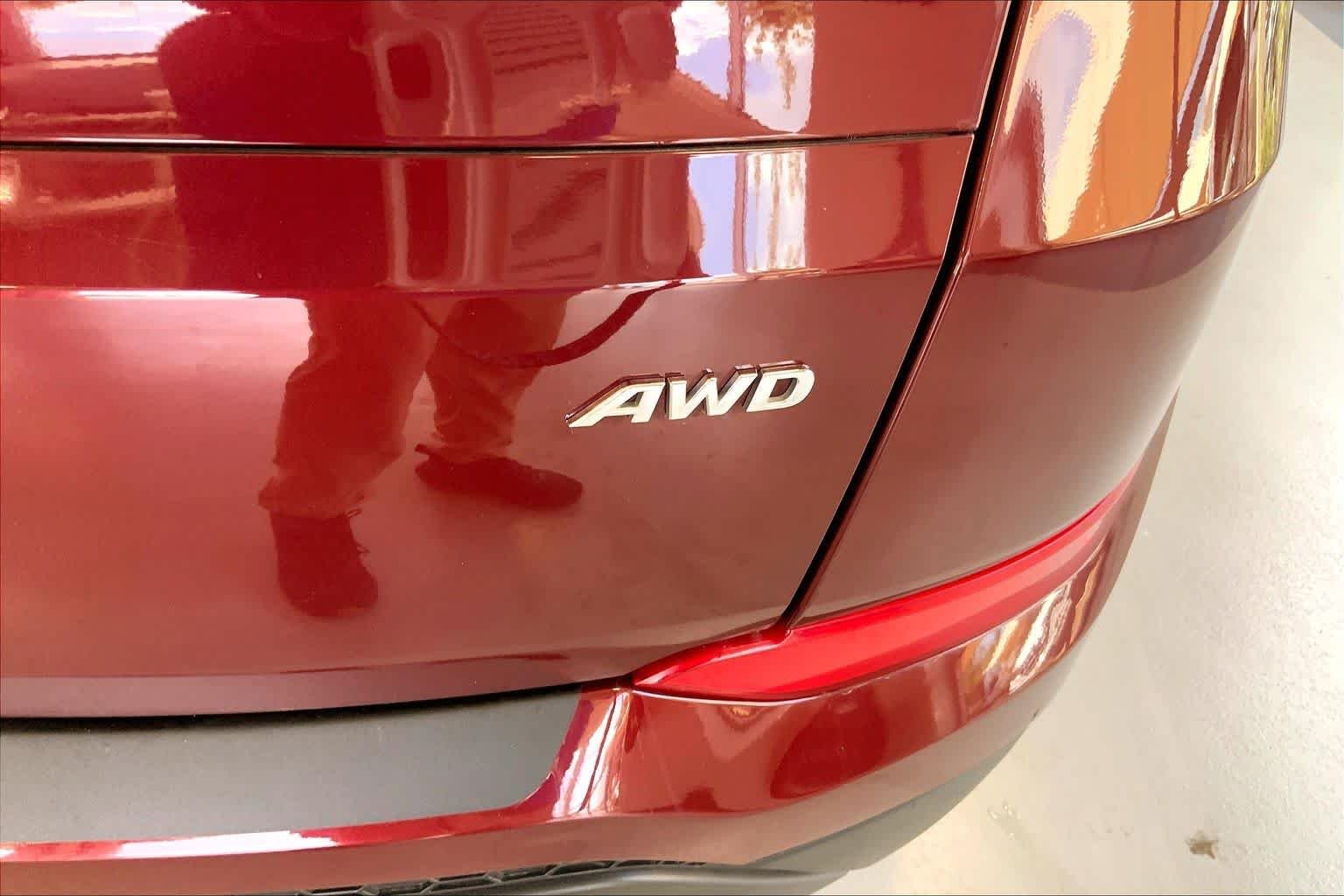 Used 2017 Ruby Wine Hyundai SE Plus image 10