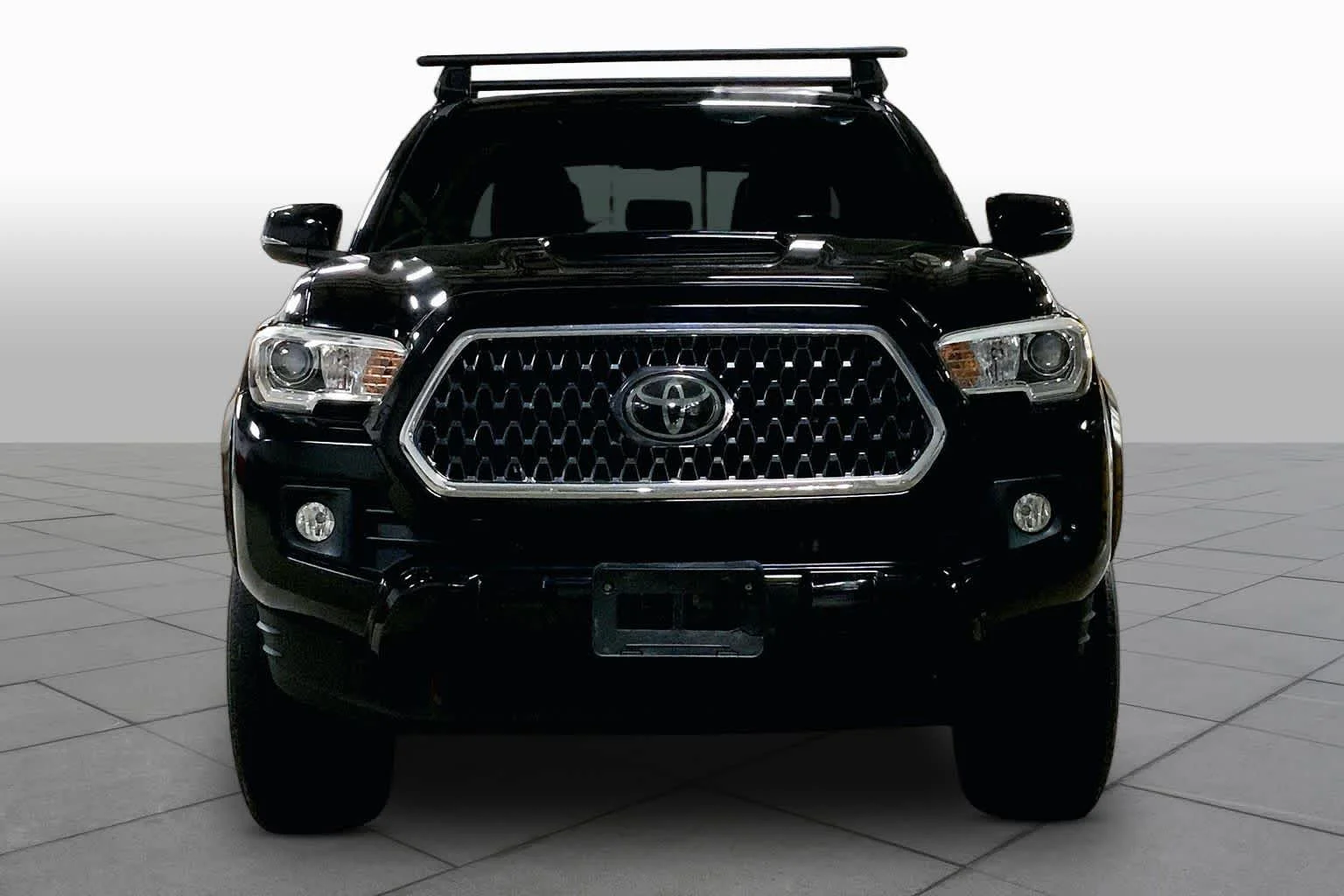 Used 2018 Midnight Black Metallic Toyota TRD Sport image 4
