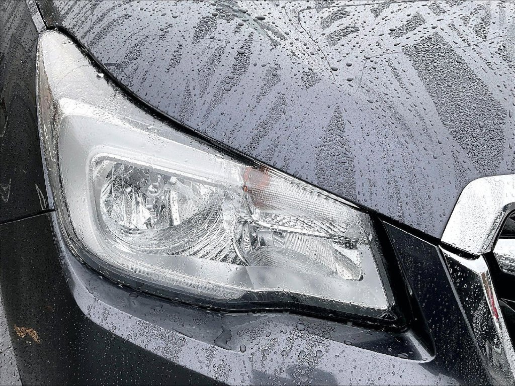 Used 2018 Gray Subaru 2.5i Premium image 31