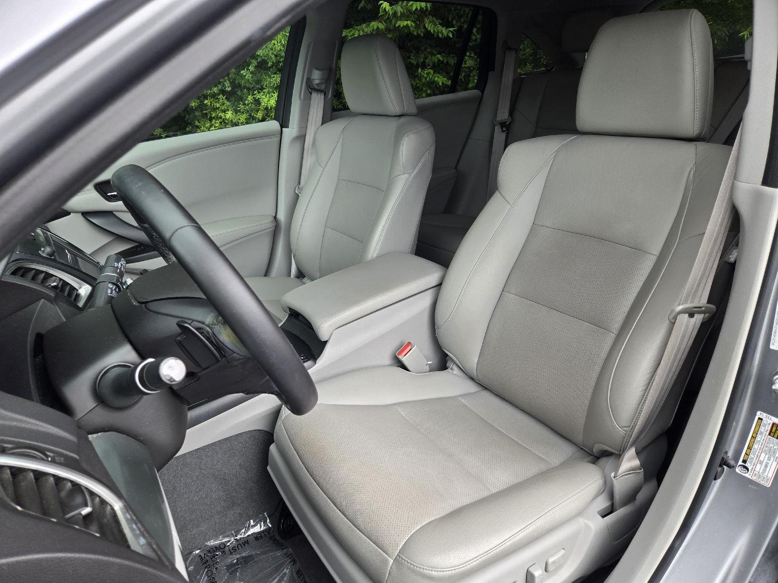 Used 2017 Lunar Silver Metallic Acura w/Technology Pkg image 13