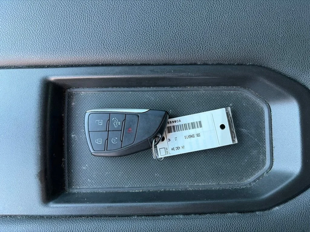 Used 2024 Slate Gray Metallic Chevrolet Custom image 19