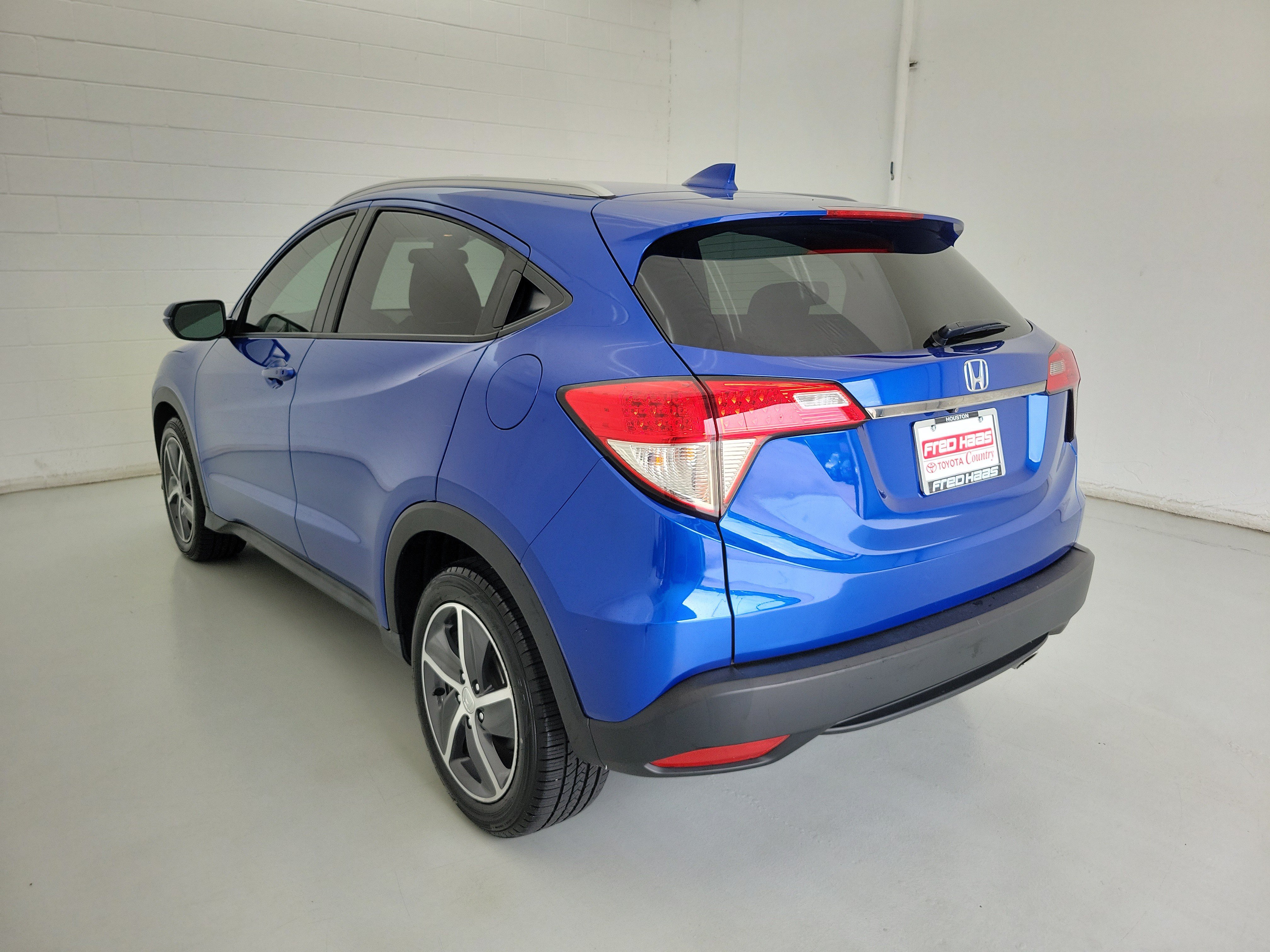 Used 2022 Blue Honda EX image 7