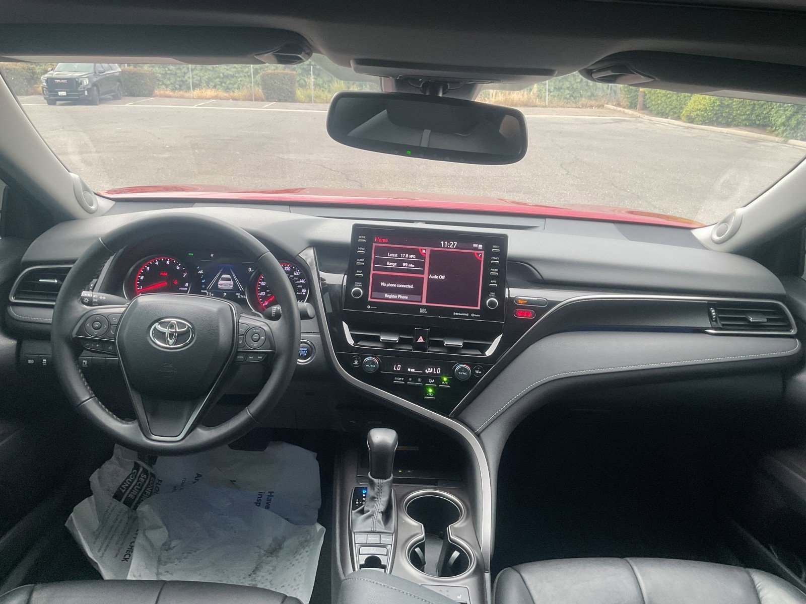 2024 Toyota Camry XSE - Photo 18