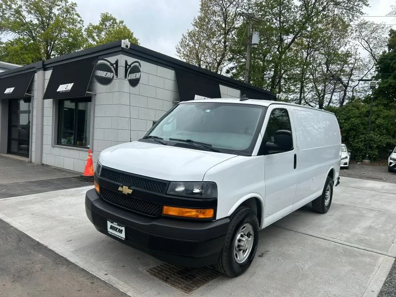 2020 Chevrolet Express 2500 Work Van HD's photo