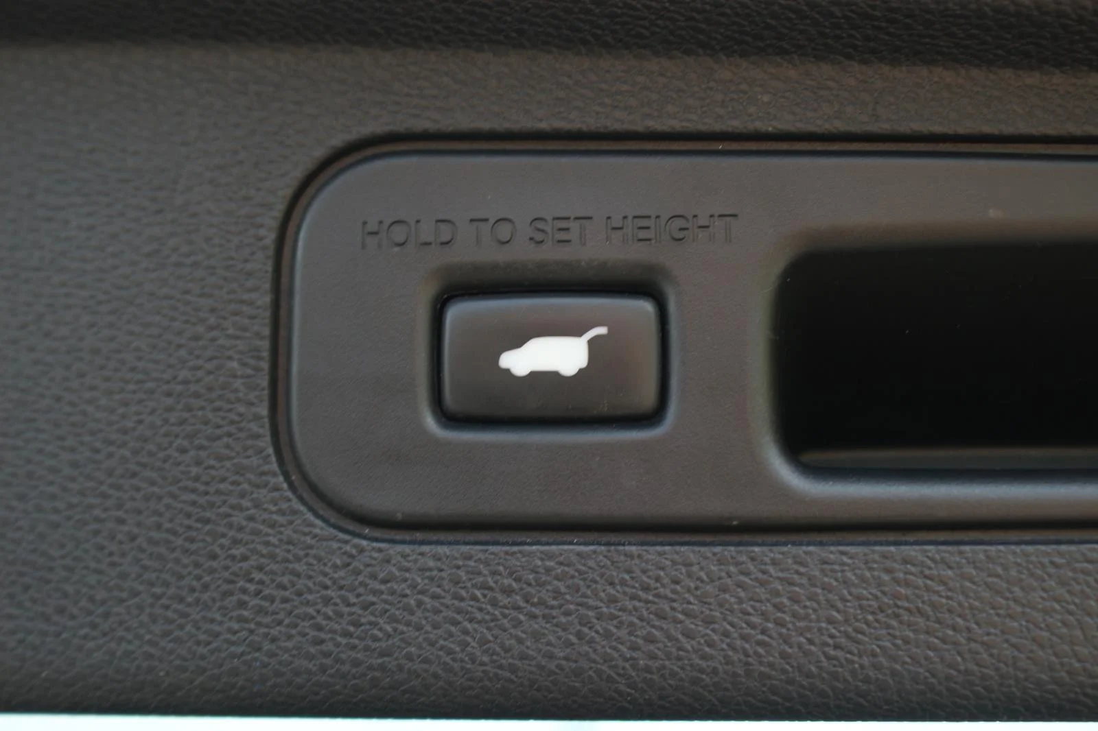 Used 2020 Burg Honda EX-L image 10