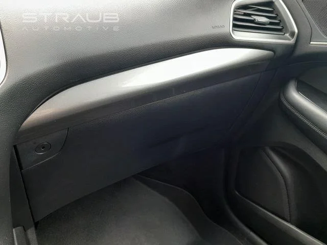 Used 2018 Magnetic Ford SEL image 32