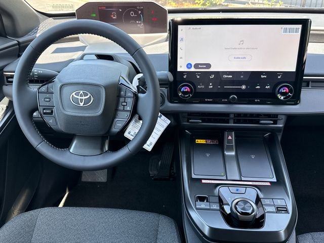 New 2026 Wind Chill Pearl <sup>1</sup> Toyota  XLE image 19
