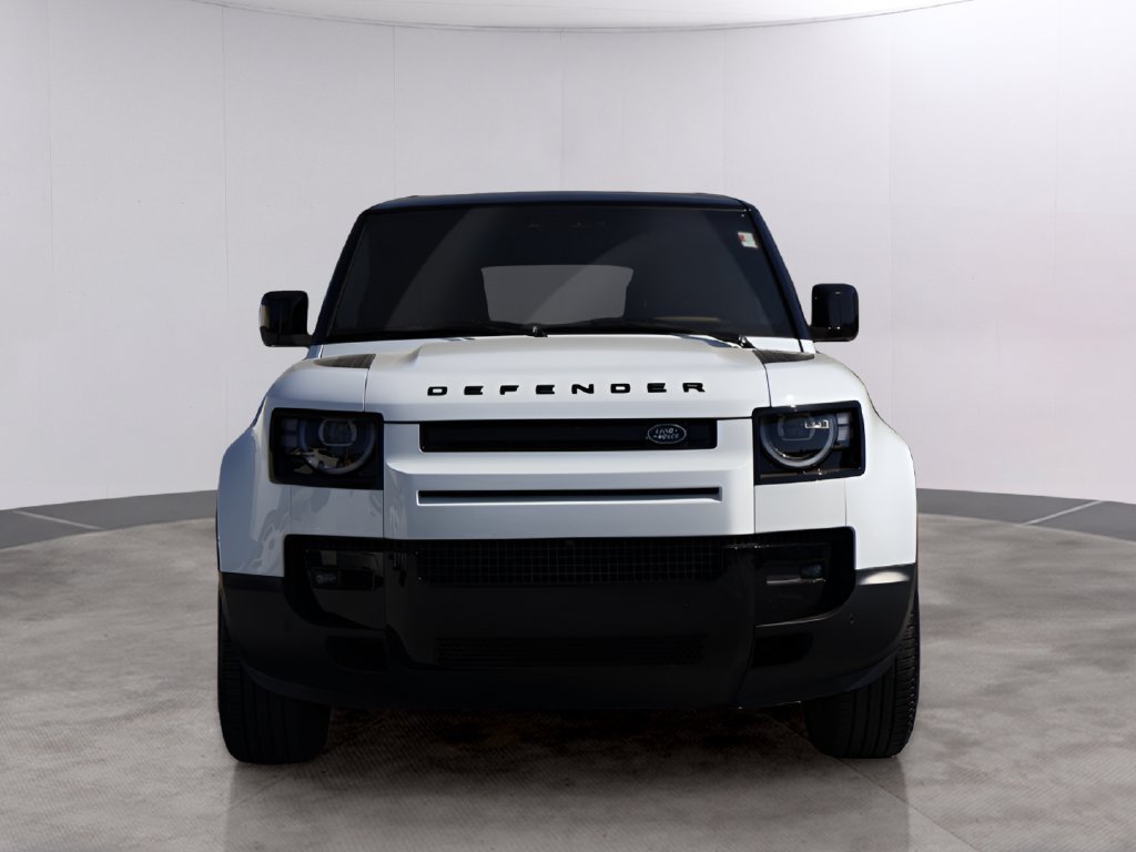 Certified Used 2026 Fuji White Land Rover S image 2