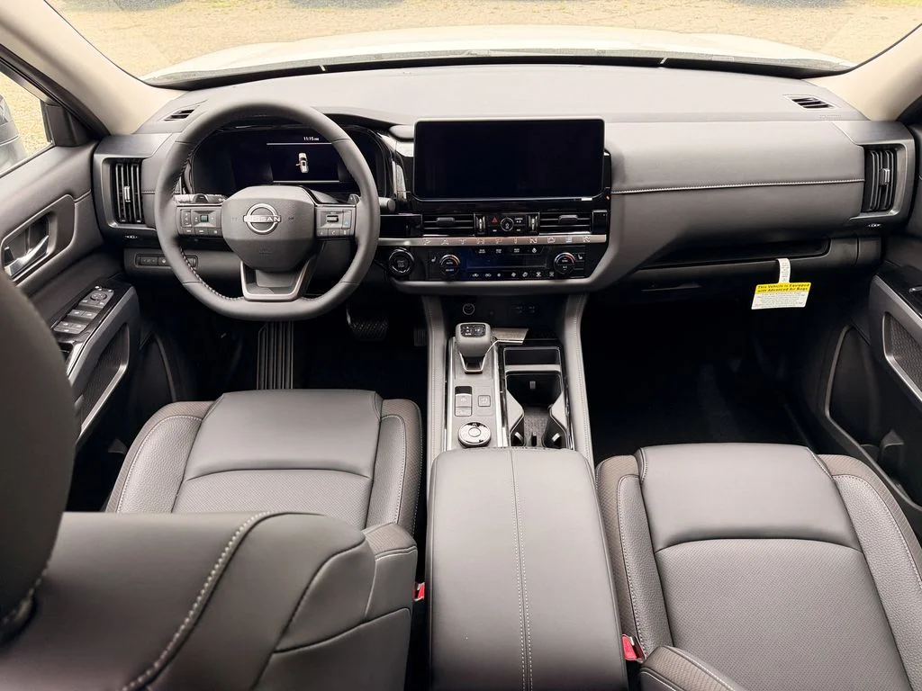 New 2026 White Nissan SL image 9