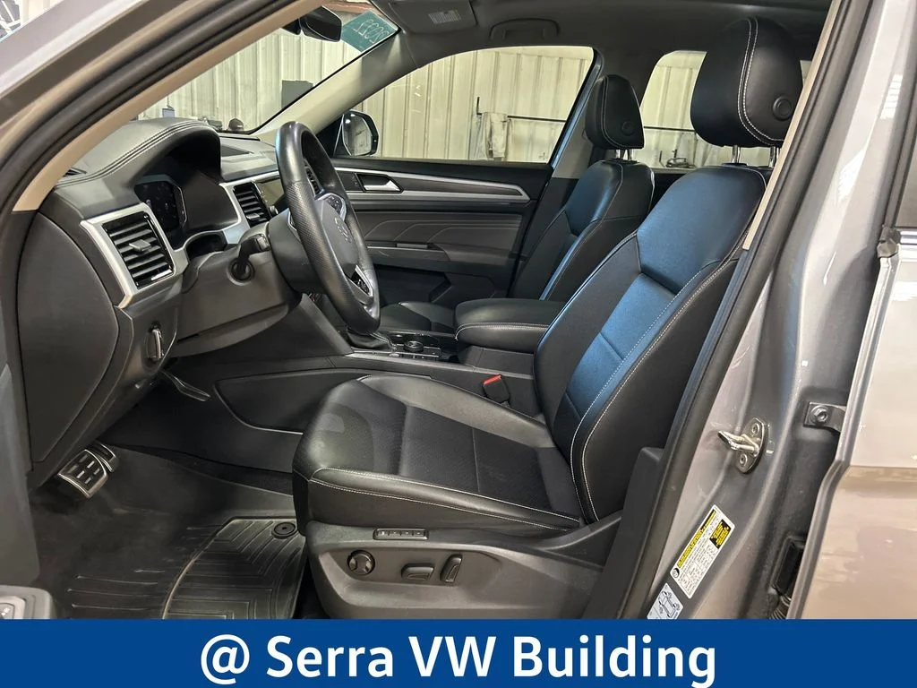 Used 2022  Volkswagen 3.6L V6 SEL R-Line image 15