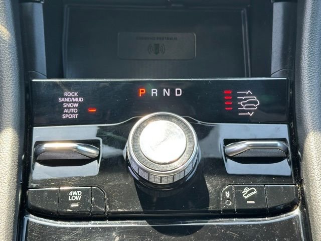 Used 2023 White Jeep Overland image 39