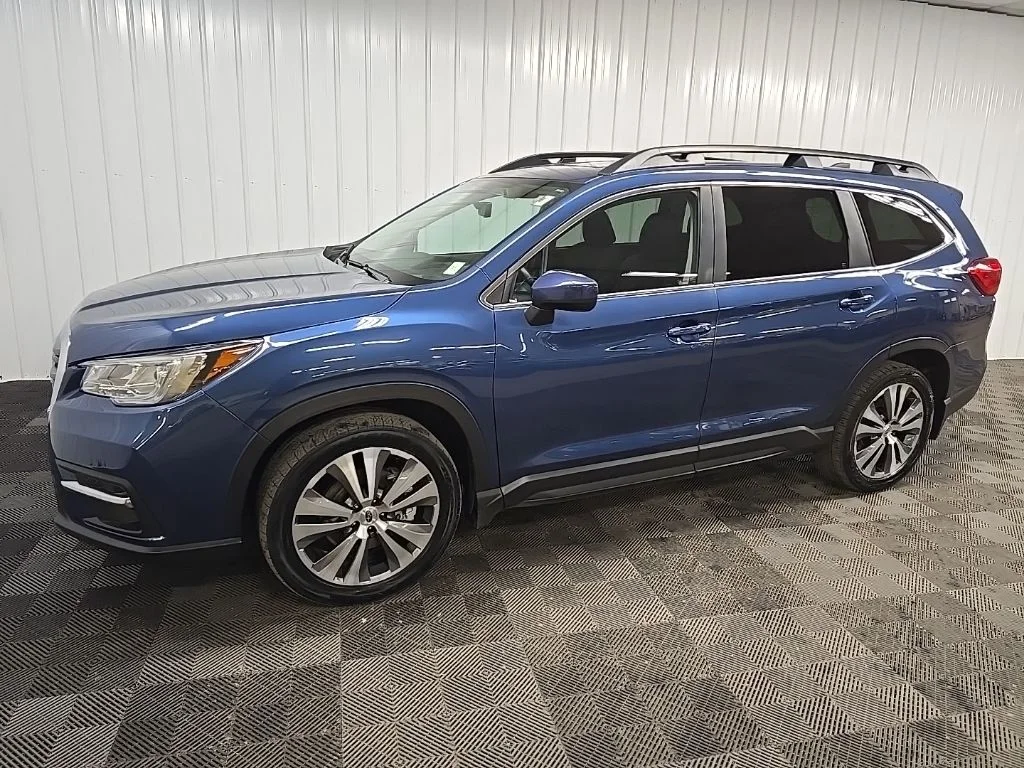 Used 2020 Blue Subaru Premium image 6