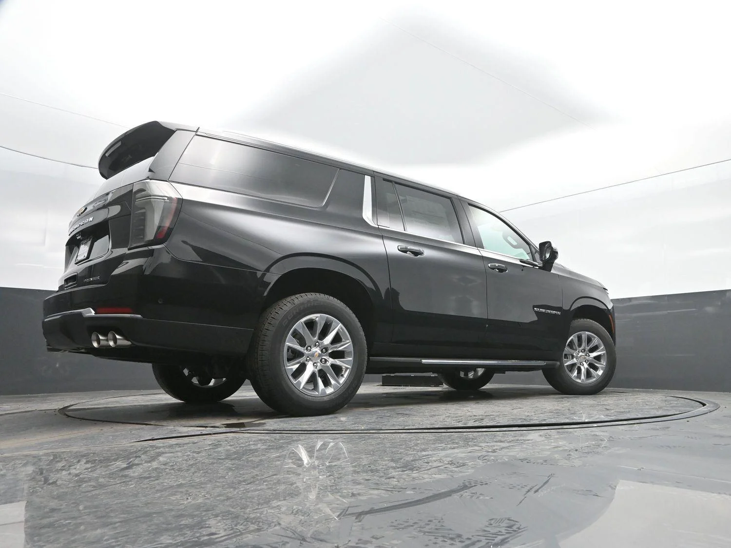 2026 Chevrolet Suburban Premier - Photo 42