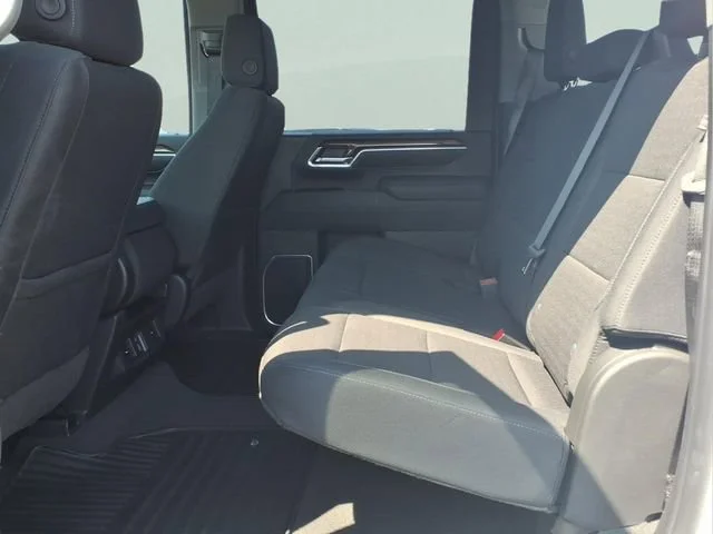 Used 2025 Summit White Chevrolet LT image 22