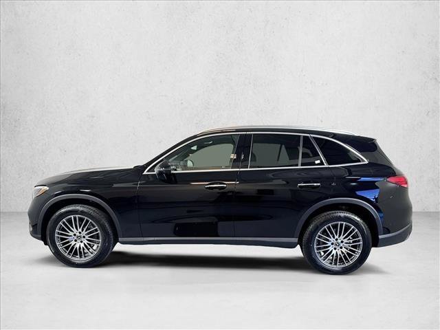 New 2026 Black Mercedes-Benz GLC 300 image 38