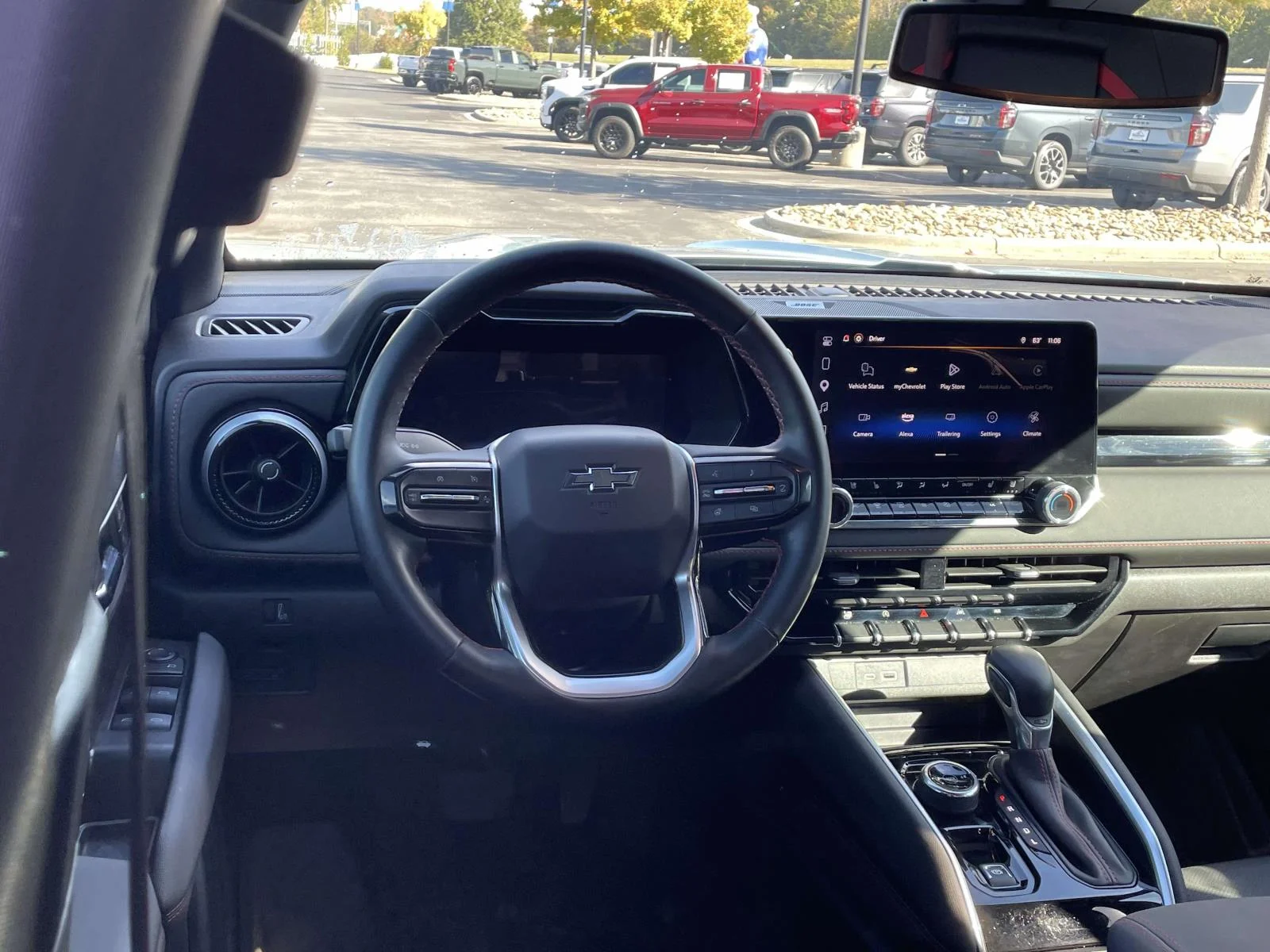 Certified Used 2025 Snowdrift Metallic Chevrolet Z71 image 13