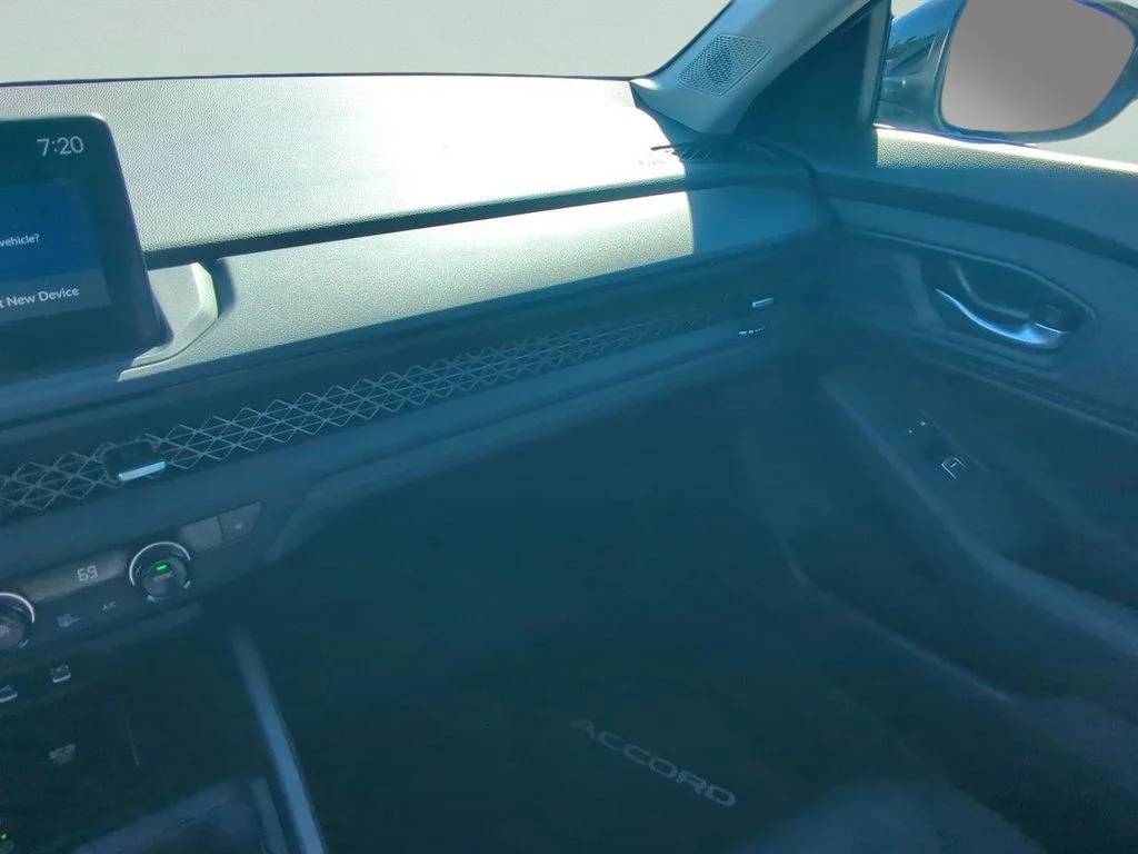 New 2026 Solar Silver Metallic Honda SE image 20