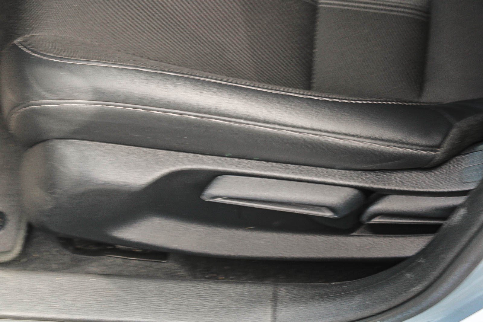 Certified Used 2023 Meteorite Gray Metallic Honda Sport image 22