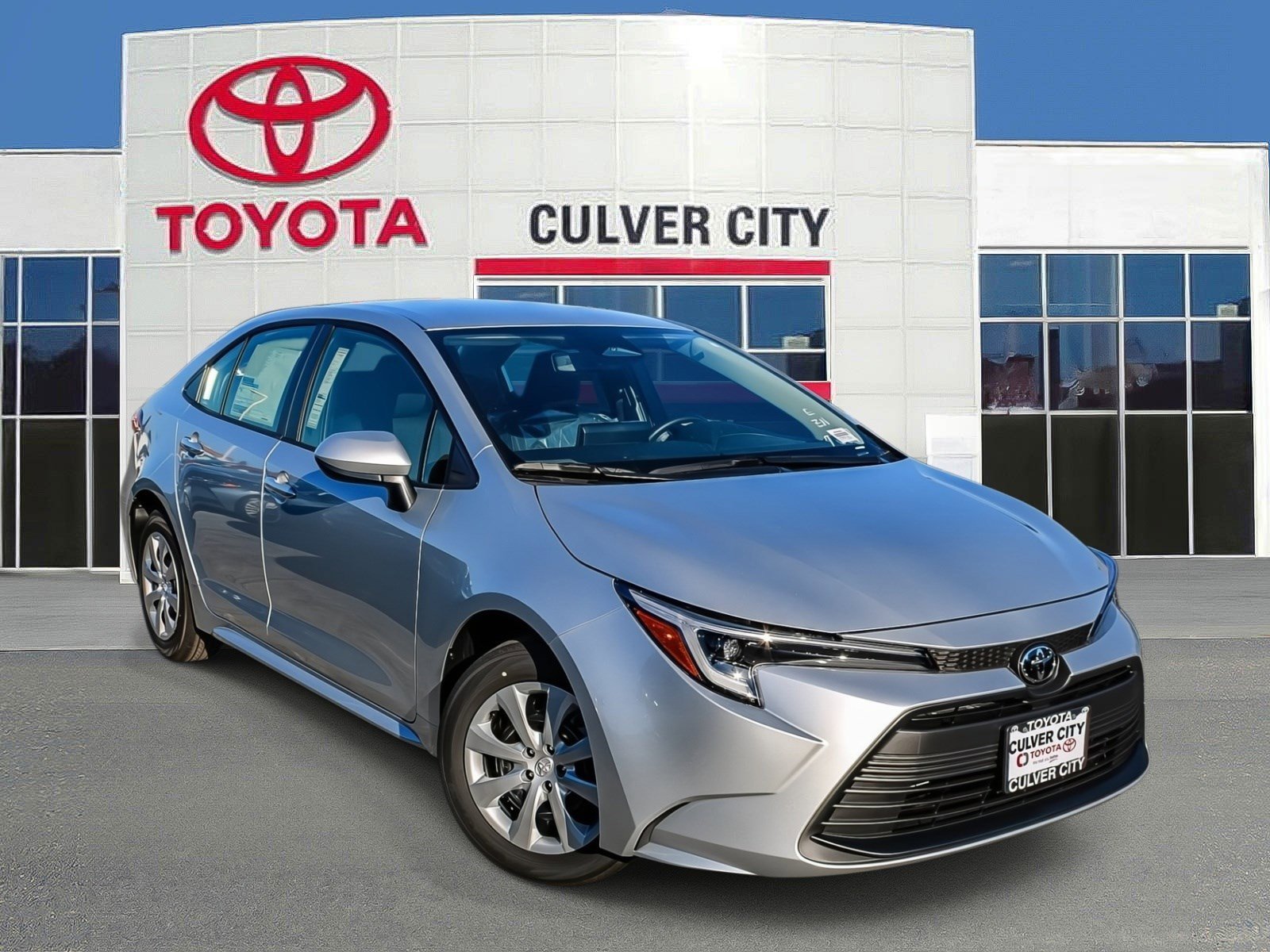 2026 Toyota Corolla LE Hybrid CVT's photo