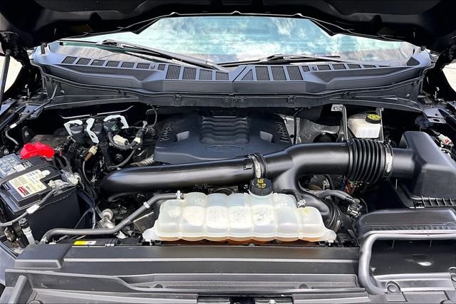 Used 2022 Black Ford Lariat image 7