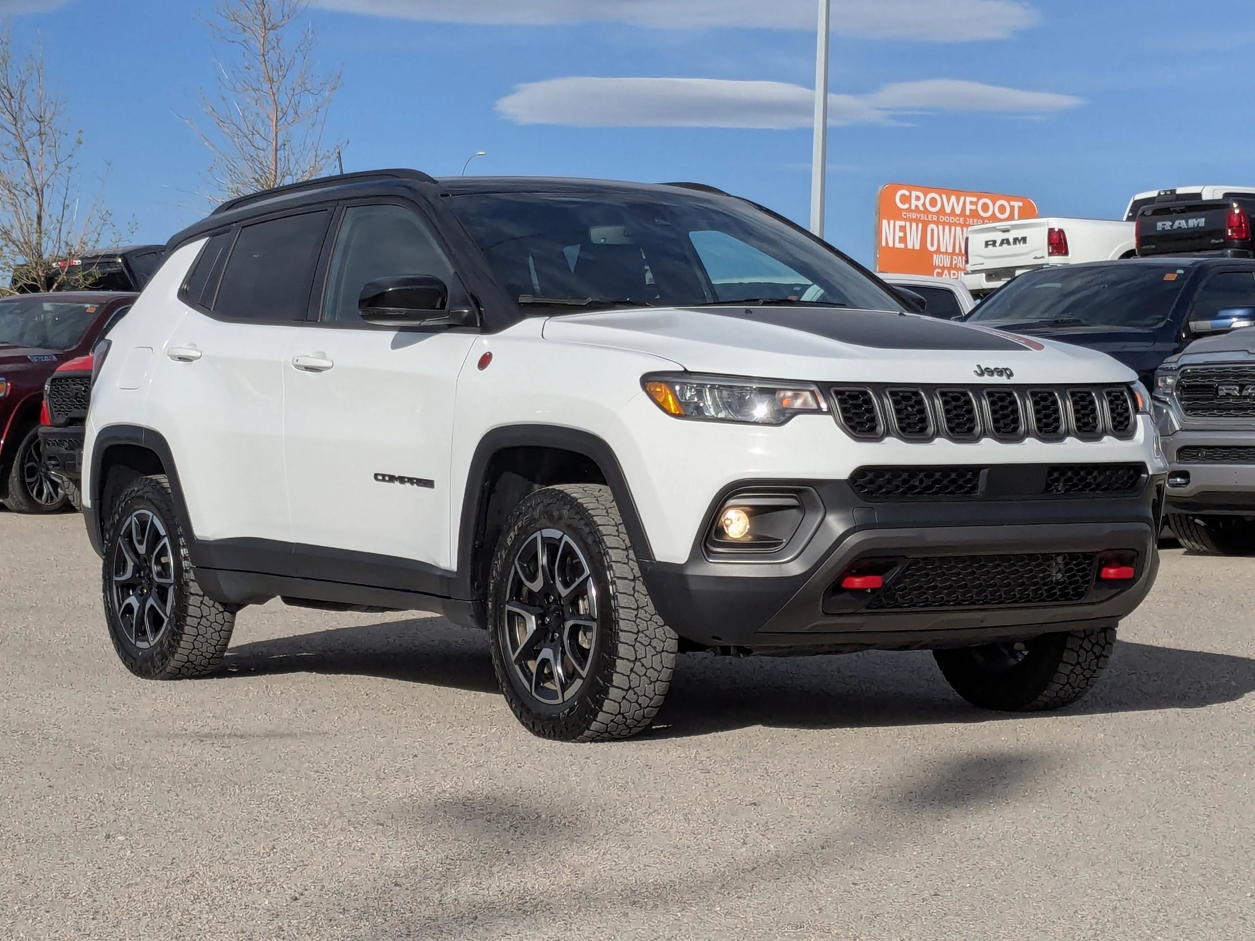 Used 2024 Black Jeep Trailhawk - Sun & Sound Group - Dual Pane Sunroof - Leather - NAV & More image 2