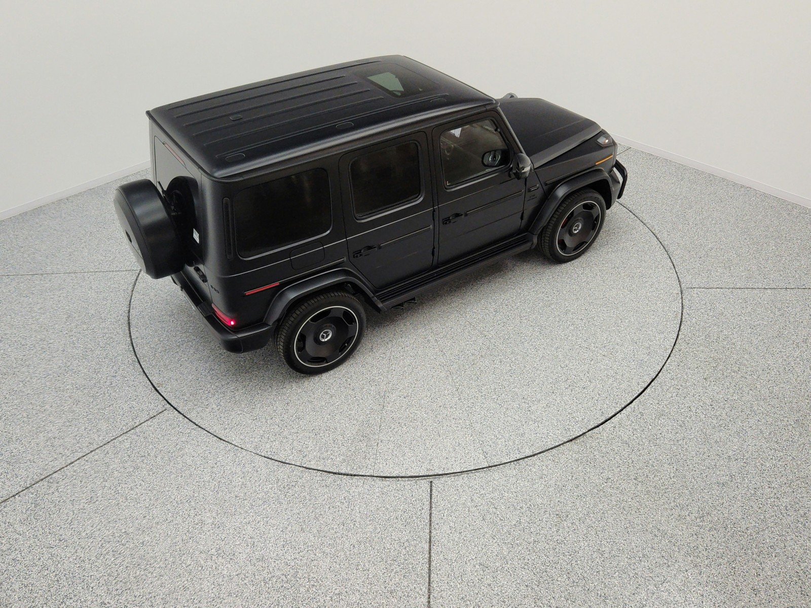 New 2026 MANUFAKTUR Night Black Magno Mercedes-Benz AMG® G 63 SUV image 13