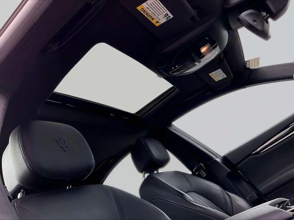 Used 2023 Bianco Maserati Modena Q4 image 26