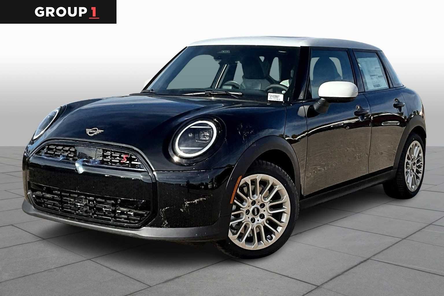 2026 MINI Hardtop Cooper S's photo